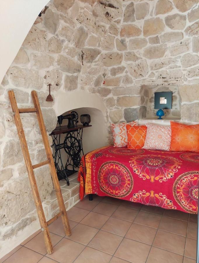 Вилла Trullo Fellone Челье-Мессапика Экстерьер фото